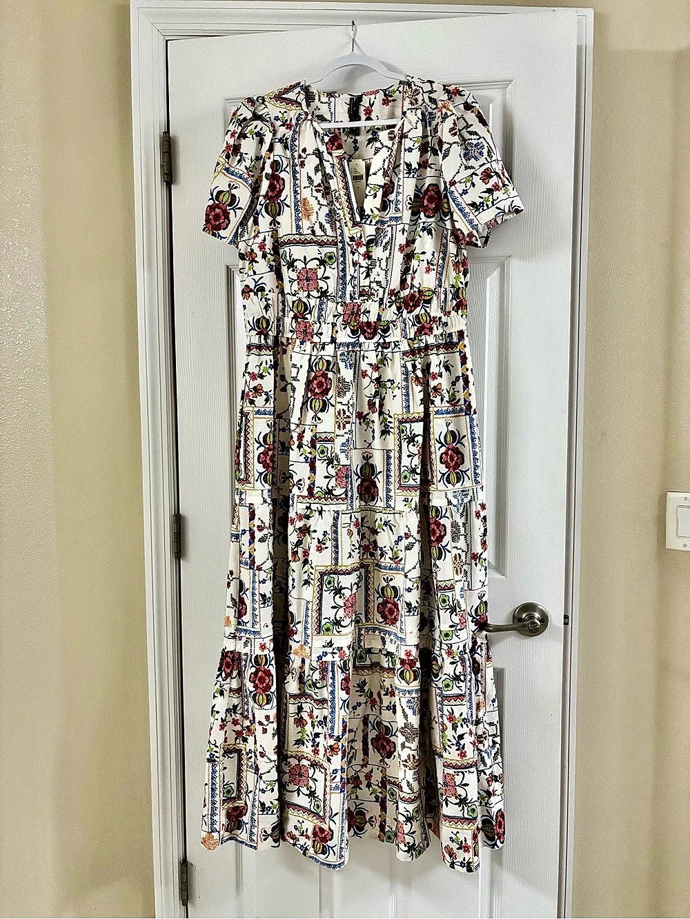 Anthropologie Floral Print Maxi Dress in White & Multicolor Size Large NWT